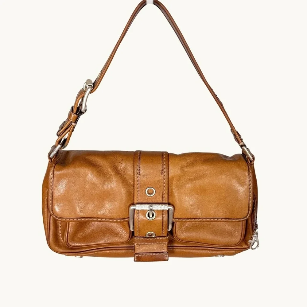 Michael Kors 90s Y2K Cognac Brown Leather Buckle Saddle Baguette Shoulder Bag